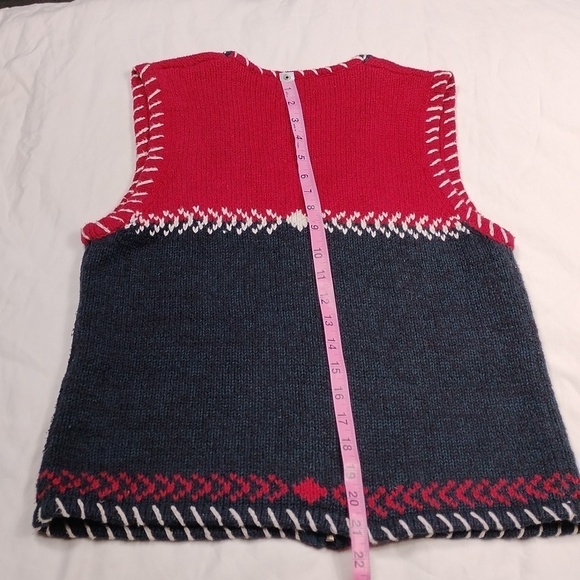 Woolrich women's small sized vest - Picture 11 of 12